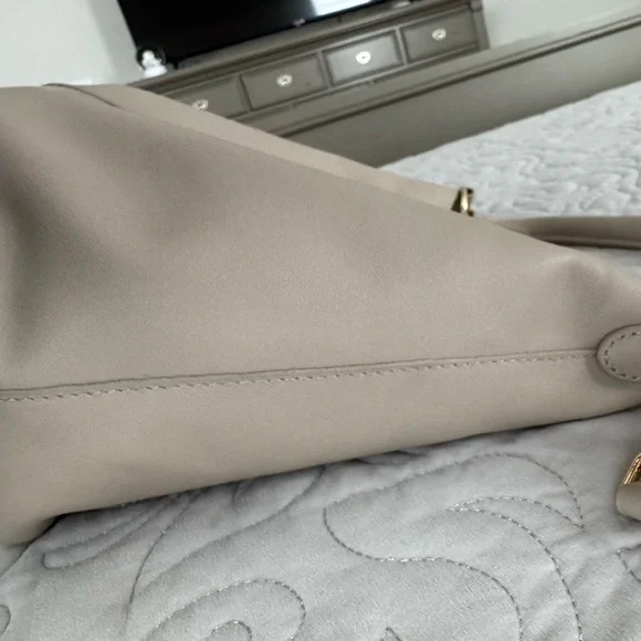 POM POM LONDON: Lambeth Bag Maple Pebble Grain Stone 🌸 - Picture 6 of 8